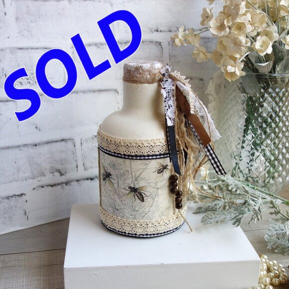 The Crafty Hobbit Other - Large Honey Jar Rustic Honey Bee Decor Primitive Bumble Bee Decor Country Bees